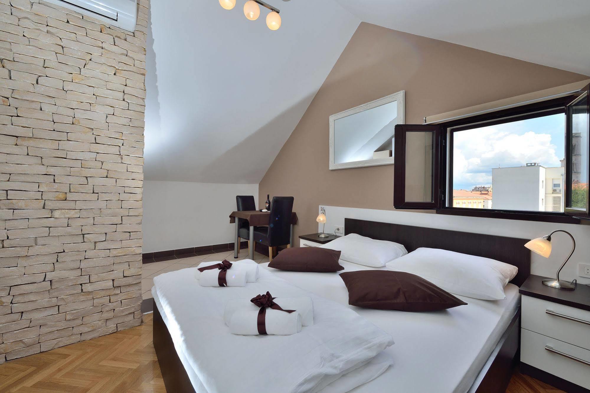 Apartments Donat Задар Екстериор снимка